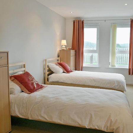 Waters Edge Villa Llanelli Esterno foto