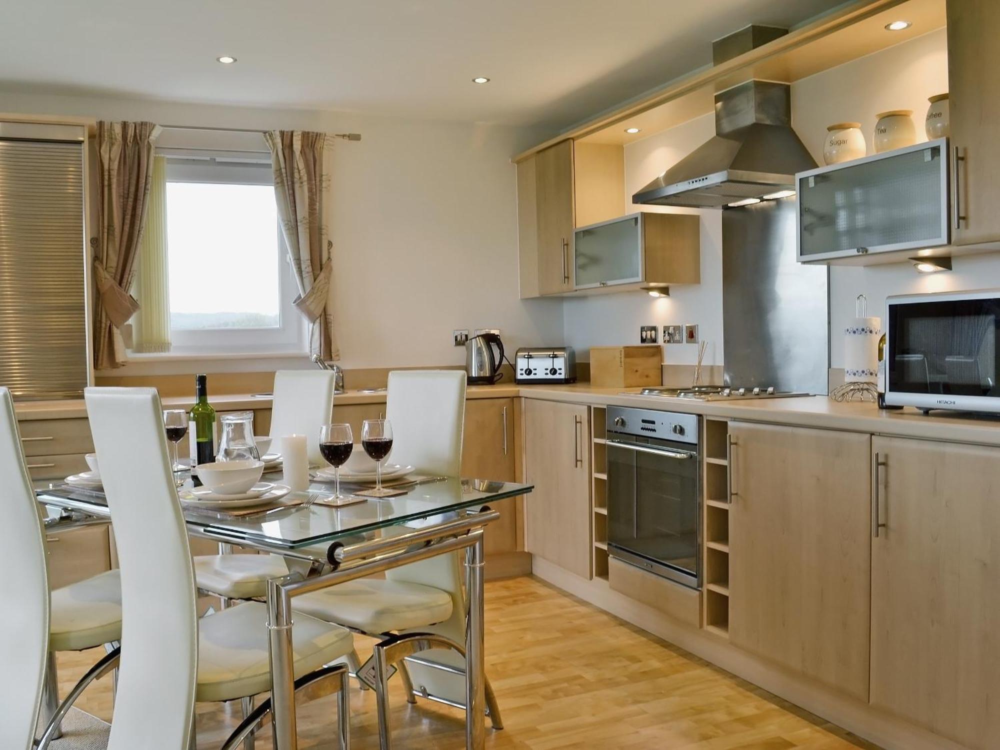 Waters Edge Villa Llanelli Esterno foto